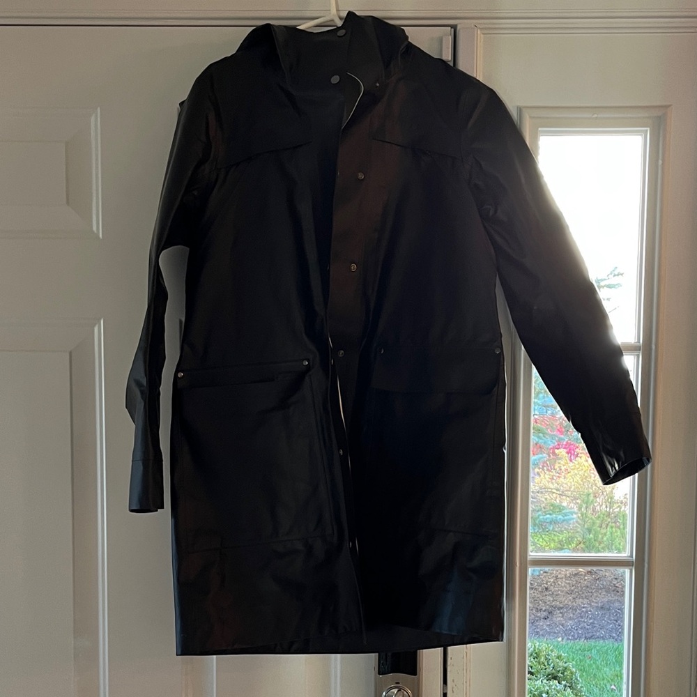 lululemon athletica Black Raincoat